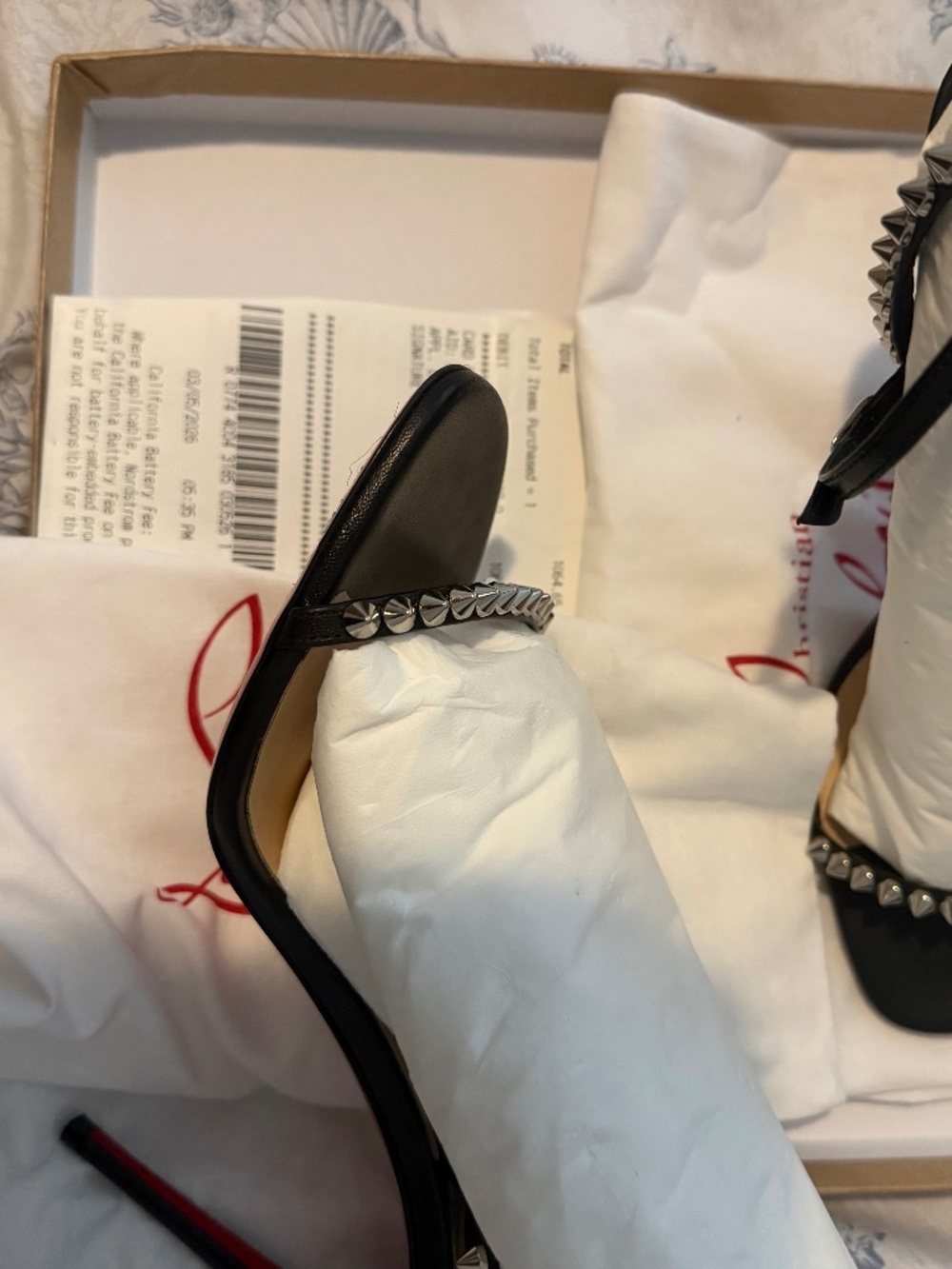 Shoes - Picture 5 of 7